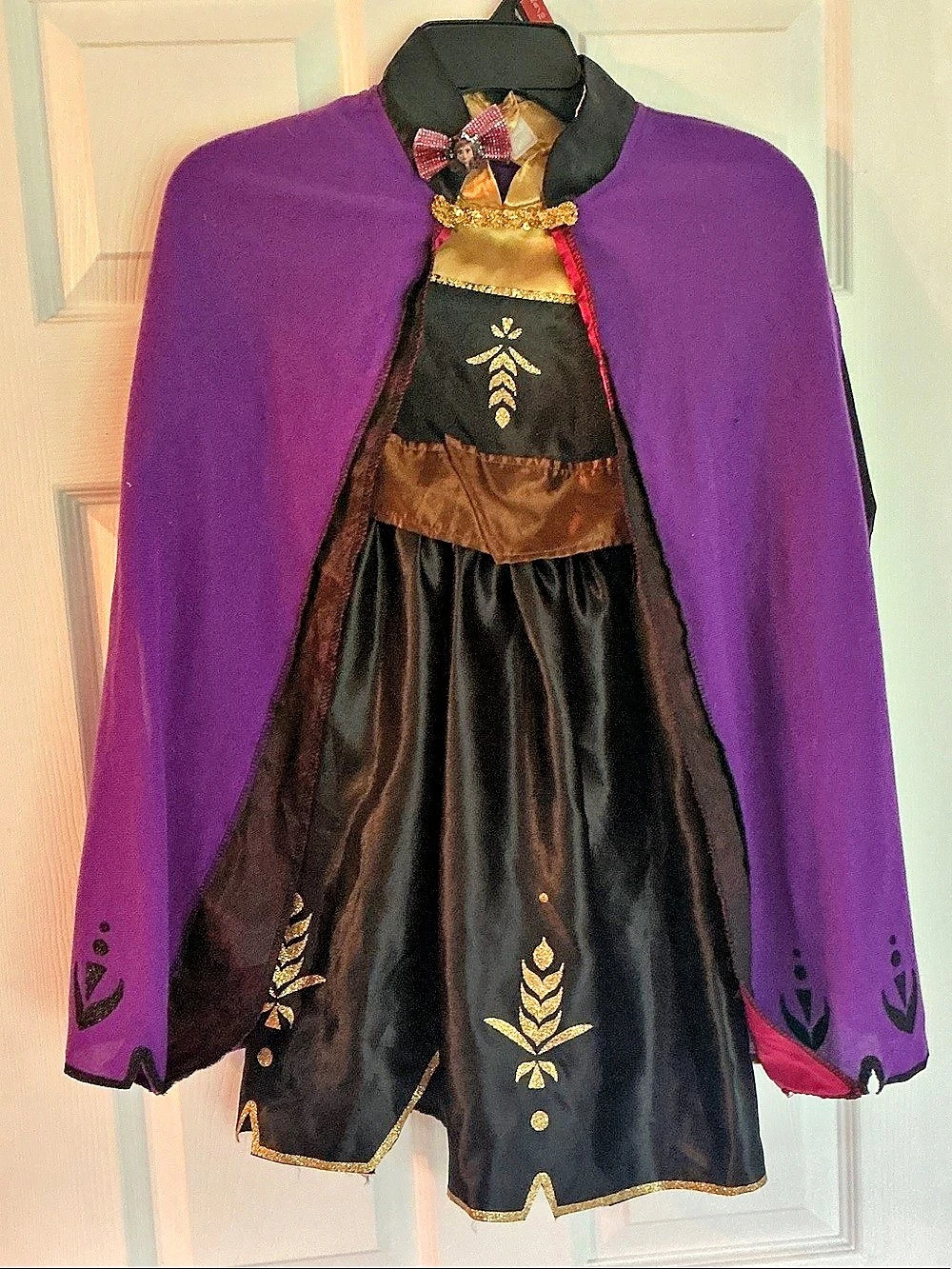 Disney Frozen 2 Anna Travel Costume Dress and Cape Black & Purple